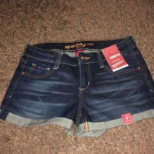 BRAND NEW Arizona shorts